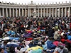 Vatikán zaplnily davy lidí.