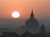 Východ slunce. Bagan. Myanmar (Barma)