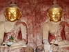 astní Buddhové. Bagan. Myanmar (Barma)