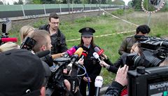 Na míst� byla spousta noviná��.