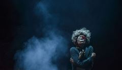 Marie Spurná jako Olga Havlová v inscenaci Velvet Havel v Divadle Na zábradlí 