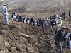Sesuv pdy v dsledku prudkých liják v severovýchodním Afghánistánu zabil nejmén 400 a 500 obyvatel. 