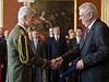 Prezident Milo Zeman povýil náelníka generálního tábu, generálporuíka...