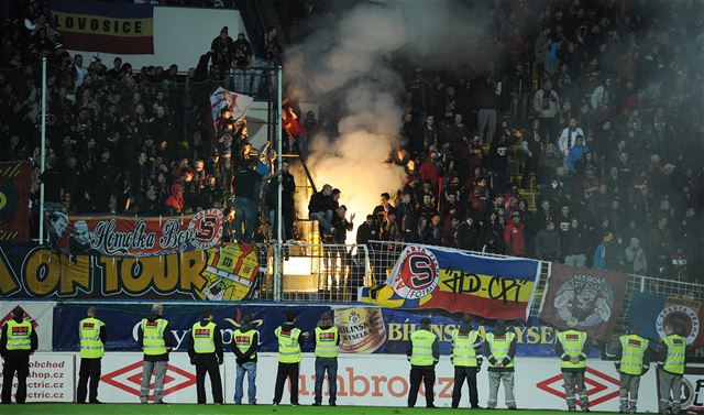 Sektor spar�anských p�íznivc�.