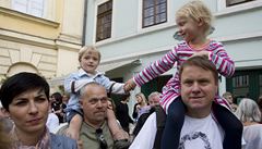 Odhalení Lavi�ky Václava Havla na Maltézském nám�stí