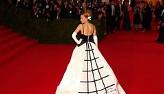 Jednu z nejzda�eilej�ích rób od�la here�ka Sarah Jessica Parker, známá ze...