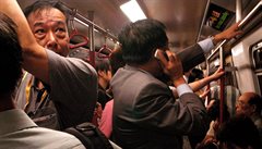 Tlaenice v metru. Hongkong