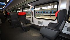 Interiér railjetu.