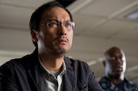 Ken Watanabe jako doktor Ishiro Serizawa.