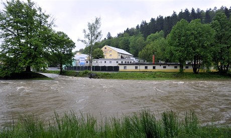 Hladiny řek na severu Čech a Moravy začaly včas klesat.