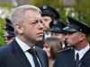 Pohbu se zúastnil rovn ministr vnitra Milan Chovanec a policejní prezident Tomá Tuhý