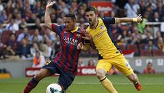 Adriano (vlevo) vs. Villa.