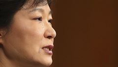 Jihokorejská prezidentka po havárii trajektu rozpustila pobřežní stráž