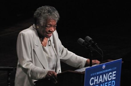 Maya Angelou v prezidentské kampani Baracka Obamy.