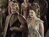 Konec padoucha. Krutý a zakomplexovaný král Joffrey Baratheon (Jack Gleeson) a...