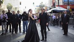 Brad Pitt s Angelinou Jolie na premiée filmu Zloba - Královna erné magie v...