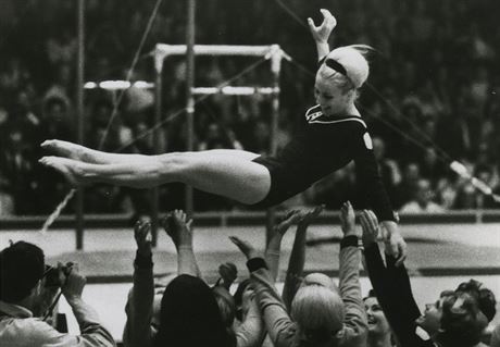 Vra slavsk - triumf na olympid v Mexiku 1968