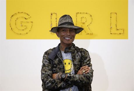 Zpvák Pharrell Williams kurátoroval v Paíi výstavu s názevm GIRL, dal jí...
