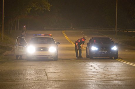 Policie kontroluje auta v okolí Quebecu.
