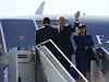 Prezident Milo Zeman s manelkou Ivanou se 6. ervna setkali na letiti v...
