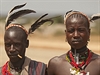 Bojovníci kmene Hamar v oblasti eky Omo. Etiopie