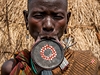 ena z kmene Mursii v oblasti eky Omo. Etiopie