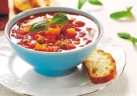 Do husté zeleninové polévky italského p�vodu m��ete pou�ít jakoukoli zeleninu,...