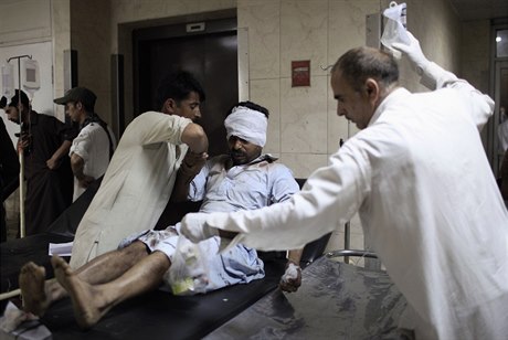 Mu zranný pi bombovém útoku na trit v Islámábádu.