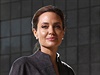 Angelina Jolie byla za humanitární práci povýena do lechtického stavu