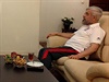 AS NA FOTBAL. Íránský prezident Hasan Rúhání sleduje zápas Íránu proti Nigérii...