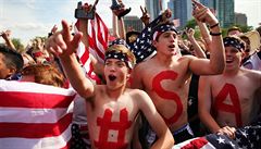 Fanou�ci amerických fotbalist� v zápase proti Ghan� - MS 2014 v Brazílii