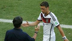 Doprá práce! Mesut Özil sklízí chválu od trenéra.