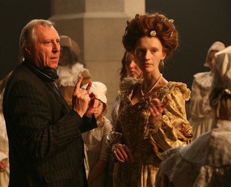 Reisér Peter Greenaway pi natáení filmu Rembrandtova Noní hlídka