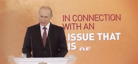 Putinv projev jako reklama na Youtube.