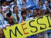 MESSI. Fanouci Argentiny oslavují svého hrdinu.