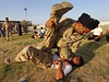 Irácká armáda cvií nové rekruty.