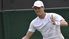 Tomá� Berdych v akci.