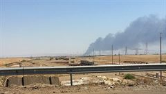 Irácká armáda bojuje s islamisty o Tikrít, Kurdům dochází benzín 