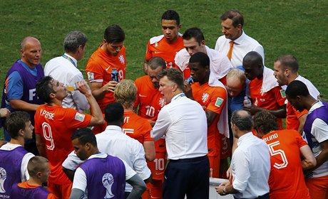 Lousi van Gaalovi v semifinále fotbalového MS stídání nevylo.