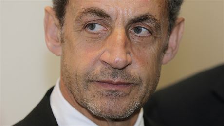 Francouzský exprezident Nicolas Sarkozy elí podezení z korupce