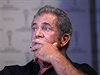 Mel Gibson natáí poad Na Plovárn za pítomnosti dvanácti set divák.