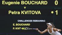Eugenie Bouchardov ve finle Wimbledonu 2014.