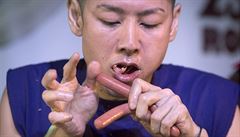 Amerian japonského pvodu Takeru Kobayashi, mu s pezdívkou Cunami v roce...