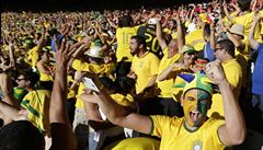 Výtržnost v Brazílii. Fotbaloví příznivci Flamenga napadli soupeře v šatně