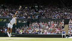 Federer získal první sadu 7:6.