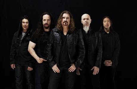 Metalová kapela Dream Theater je jednou z hvzd festivalu Masters od Rock.