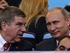 Utkání sledoval i ruský prezident Vladimír Putin. Vlevo na snímku je Thomas...