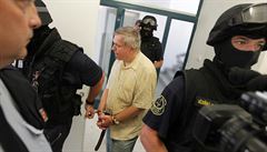 Léka Jaroslav Barták u soudu (na snímku z 16. ervence). V jeho kauze ve...