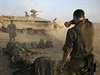 Izraeltí vojáci pi návratu z pásma Gazy.