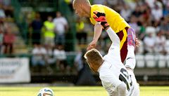 Kli�ka a gól! Martin Ne�por poko�il branká�e Havránka.